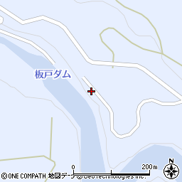 秋田県湯沢市皆瀬真木20周辺の地図