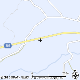 秋田県湯沢市皆瀬藤倉77-1周辺の地図
