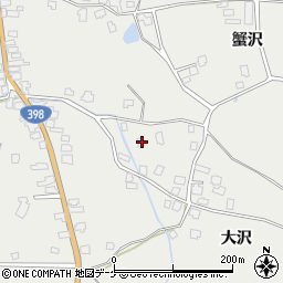 秋田県湯沢市三梨町蟹沢156周辺の地図