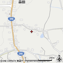 秋田県湯沢市三梨町菻田30周辺の地図