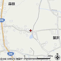 秋田県湯沢市三梨町菻田48-5周辺の地図