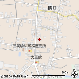 秋田県湯沢市関口関口19周辺の地図