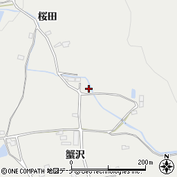 秋田県湯沢市三梨町蟹沢65周辺の地図