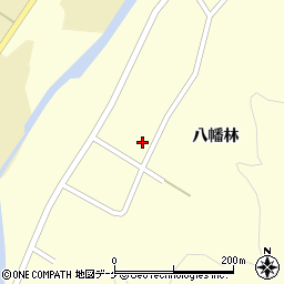 秋田県湯沢市松岡八幡林105周辺の地図