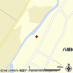 秋田県湯沢市松岡八幡林117周辺の地図