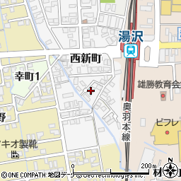 秋田県湯沢市西新町3周辺の地図