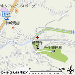 秋田県湯沢市杉沢野々沢137周辺の地図