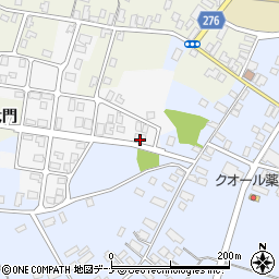 秋田魁新報三輪専売所周辺の地図
