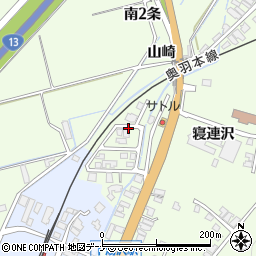 秋田県湯沢市岩崎山崎周辺の地図