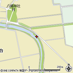 秋田県湯沢市八幡（鶴巻）周辺の地図