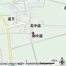 秋田県湯沢市二井田北中道99周辺の地図