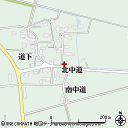 秋田県湯沢市二井田北中道100周辺の地図