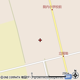 秋田県にかほ市中三地堰ノ下周辺の地図