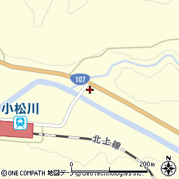 秋田県横手市山内小松川橋向斉藤3周辺の地図