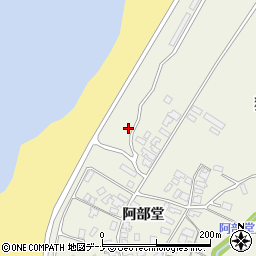 秋田県にかほ市両前寺（谷地）周辺の地図