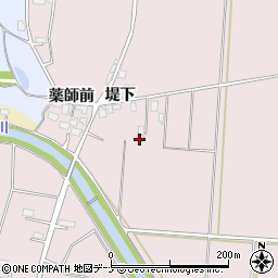 秋田県横手市清水町新田堤下6周辺の地図