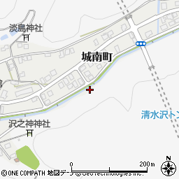秋田県横手市城南町13周辺の地図