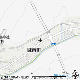 秋田県横手市城南町10-28周辺の地図