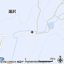 秋田県由利本荘市湯沢湯沢98-2周辺の地図