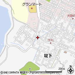 秋田県由利本荘市薬師堂堤下周辺の地図