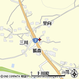 秋田県由利本荘市浜三川里向3周辺の地図