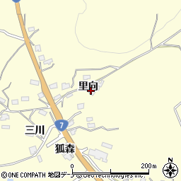 秋田県由利本荘市浜三川里向33周辺の地図