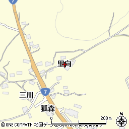 秋田県由利本荘市浜三川里向周辺の地図
