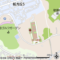 秋田県秋田市下北手梨平登館21周辺の地図