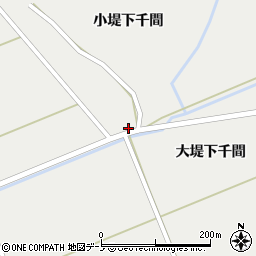 秋田県男鹿市払戸小堤下千間88周辺の地図