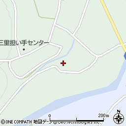秋田県北秋田市三里屋布岱10周辺の地図