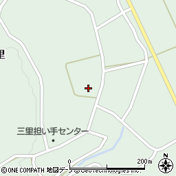 秋田県北秋田市三里屋布岱102周辺の地図