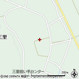 秋田県北秋田市三里屋布岱93-3周辺の地図