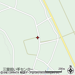 秋田県北秋田市三里屋布岱99周辺の地図