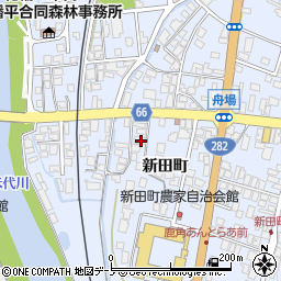 秋田県鹿角市花輪新田町13周辺の地図