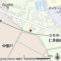 秋田県能代市仁井田白山95-7周辺の地図
