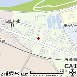 秋田県能代市仁井田白山74-10周辺の地図