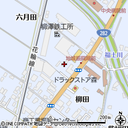 秋田県鹿角市花輪六月田11周辺の地図