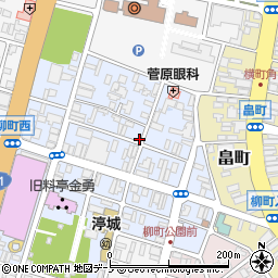 秋田県能代市柳町3-16周辺の地図