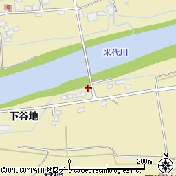 秋田県大館市道目木下谷地周辺の地図