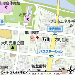 秋田県能代市万町周辺の地図