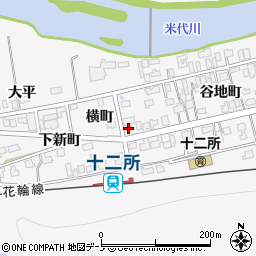 秋田県大館市十二所谷地町7-4周辺の地図