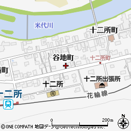 秋田県大館市十二所谷地町17周辺の地図