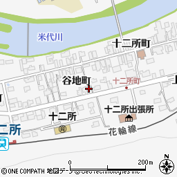 秋田県大館市十二所谷地町18周辺の地図