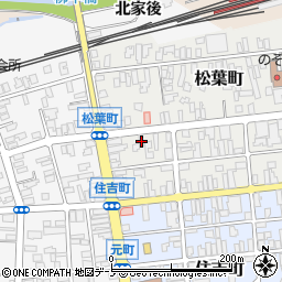 秋田県北秋田市松葉町8-6周辺の地図
