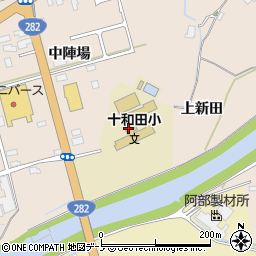 鹿角市立十和田小学校周辺の地図