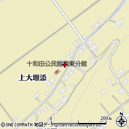 秋田県鹿角市十和田錦木上大堰添周辺の地図