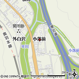 青森県平川市碇ヶ関小落前周辺の地図