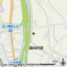 青森県平川市碇ヶ関湯向川添64周辺の地図