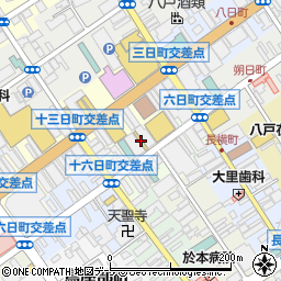 青森県八戸市六日町10-1周辺の地図