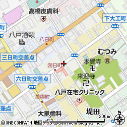 青森県八戸市朔日町周辺の地図
